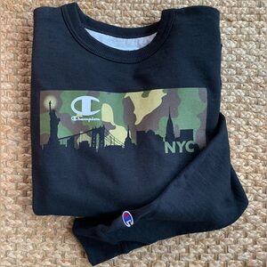 Men’s Champion Crewneck Sweatshirt